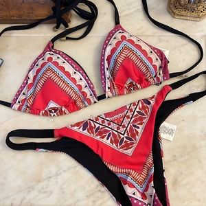 Vitamin A bikini (s)